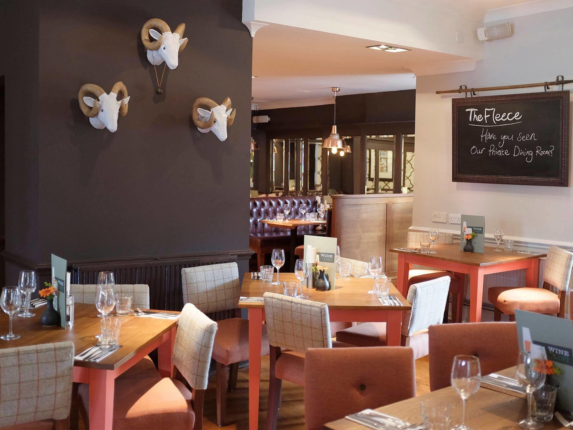 Hotel The Fleece Witney Exterior foto