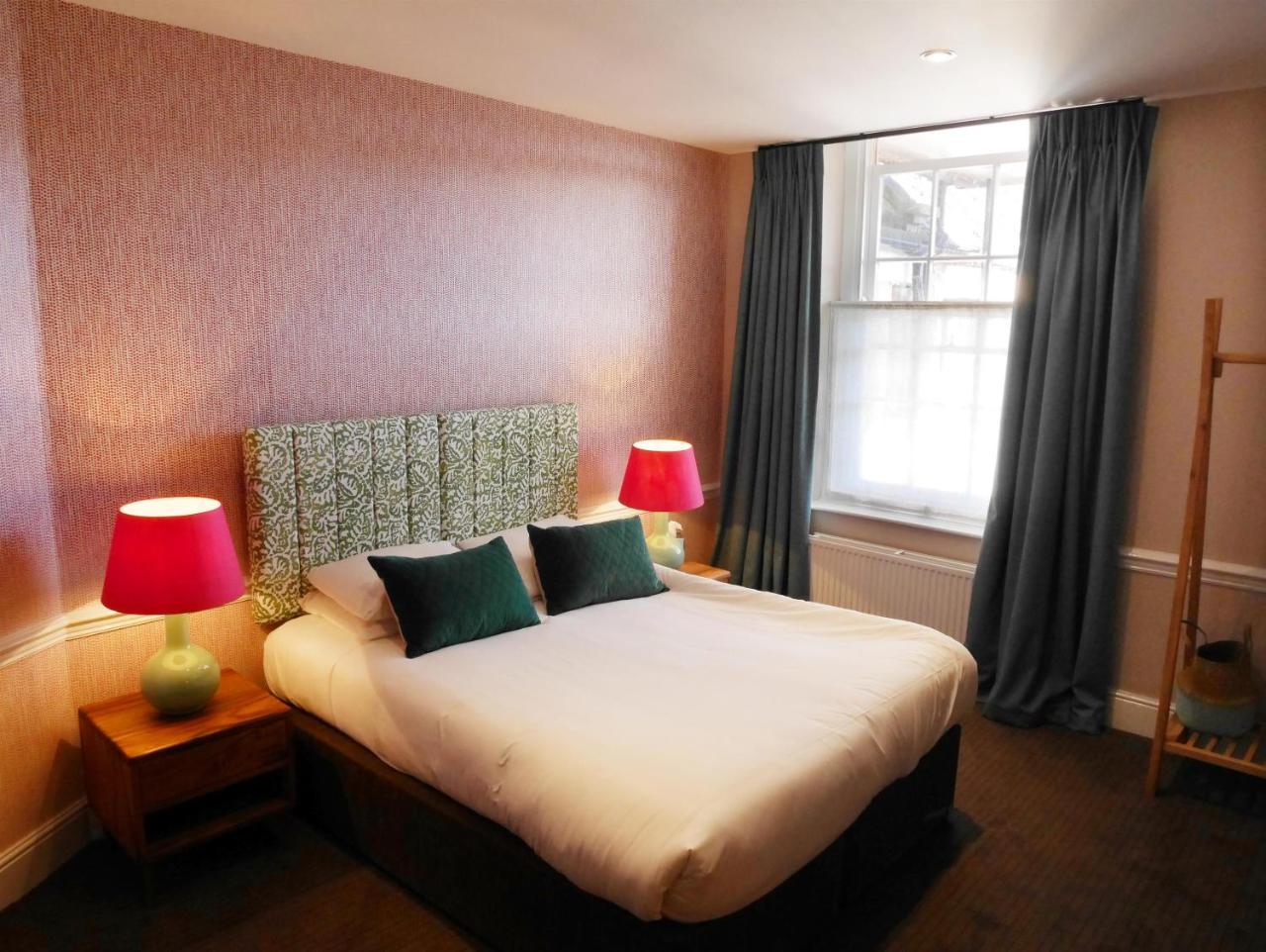 Hotel The Fleece Witney Exterior foto